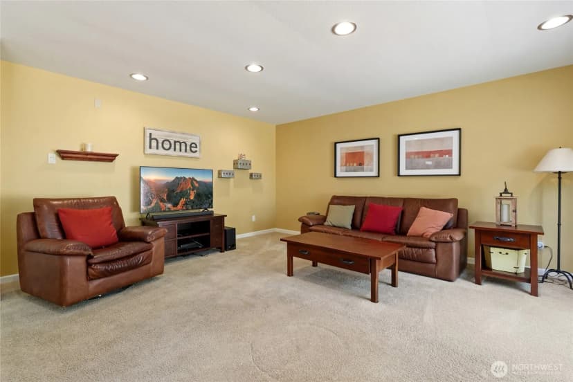 Property photo for 2114 Camas Avenue Ne, Renton photo 13