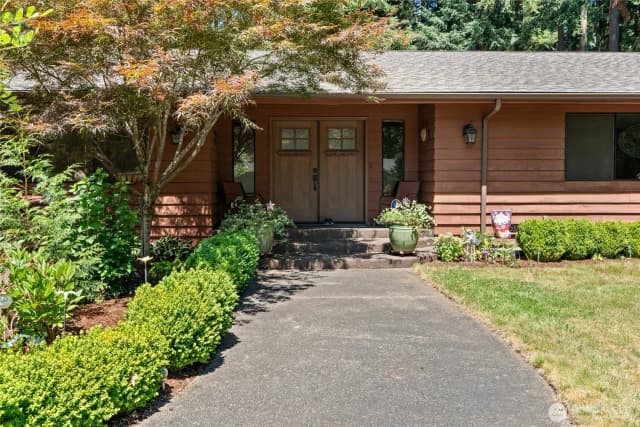 Property photo for 6915 244th Street Ct E, Graham photo 2