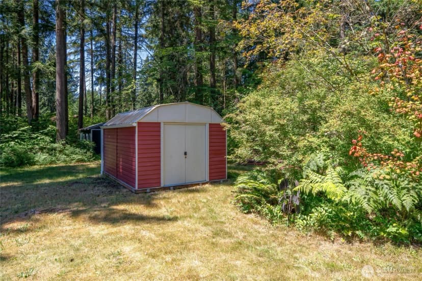 Property photo for 6915 244th Street Ct E, Graham photo 24
