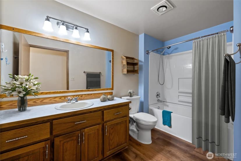Property photo for 6915 244th Street Ct E, Graham photo 14