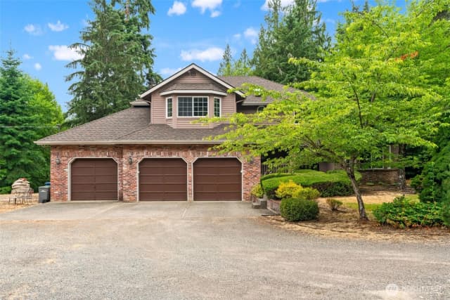Property photo for 18325 214th Ave Ne, Woodinville