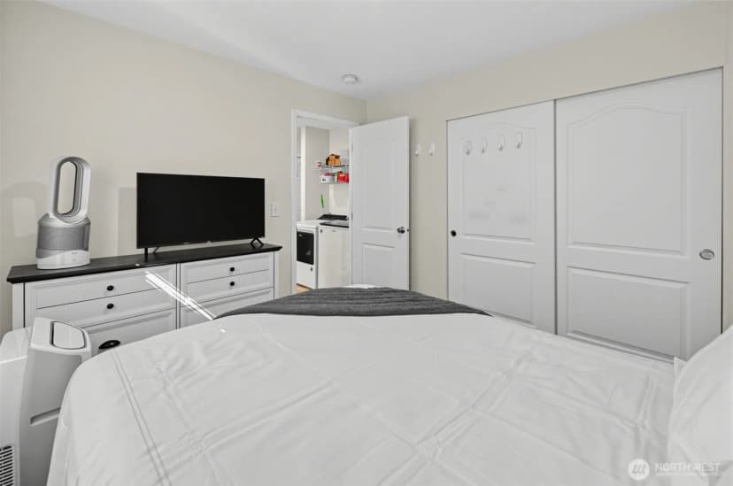 Property photo for 23708 Locust Way #43, Bothell photo 10