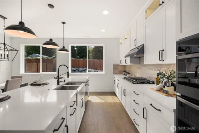 Property photo for 22016 81st Place W, Edmonds photo 4