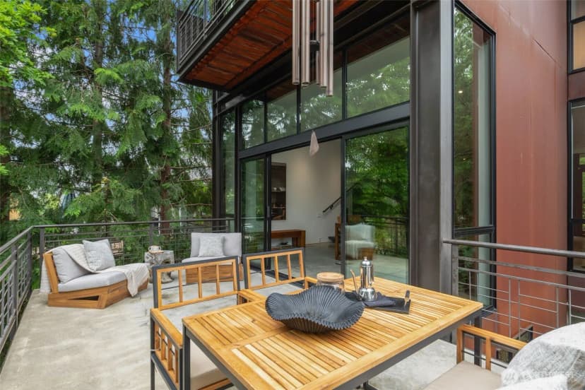 Property photo for 1701 33rd Avenue, Seattle photo 6