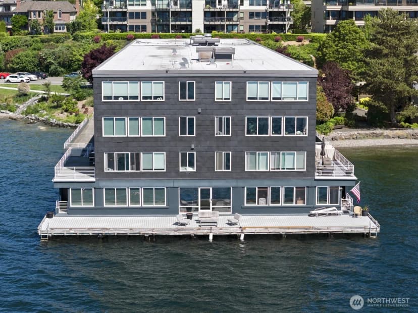 Property photo for 733 Lake Street S #301, Kirkland photo 2