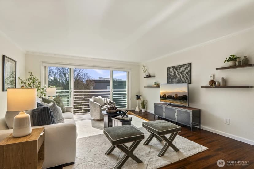 Property photo for 733 Lake Street S #301, Kirkland photo 16
