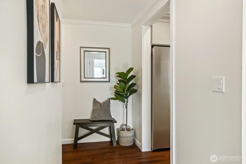 Property photo for 733 Lake Street S #301, Kirkland photo 26