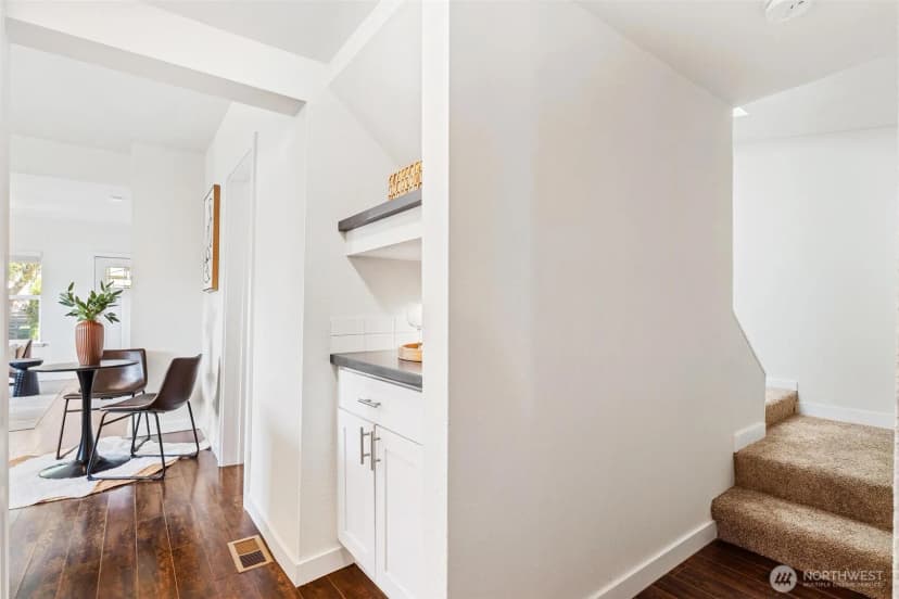 Property photo for 8632 45th Avenue S, Seattle photo 17