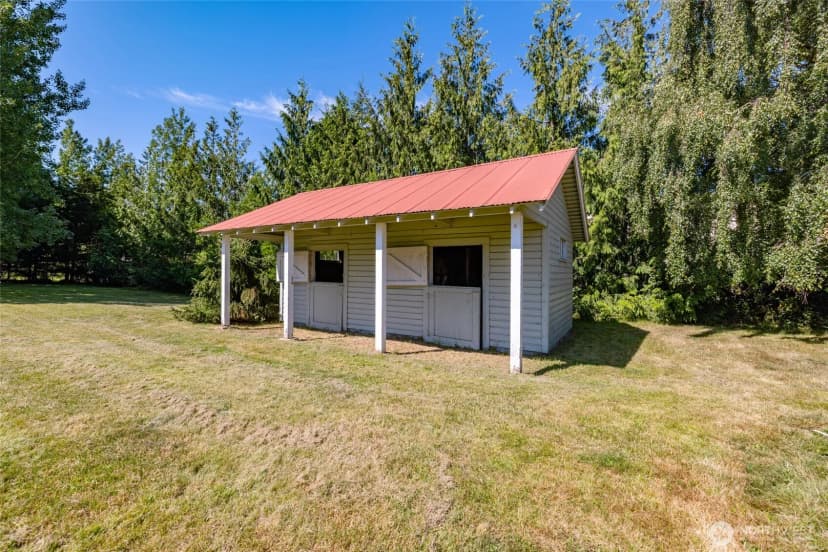 Property photo for 579 Se Ely Street, Oak Harbor photo 31