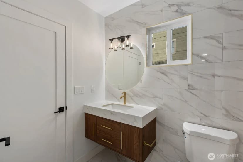 Property photo for 512 Nw 44th Street, Seattle photo 14