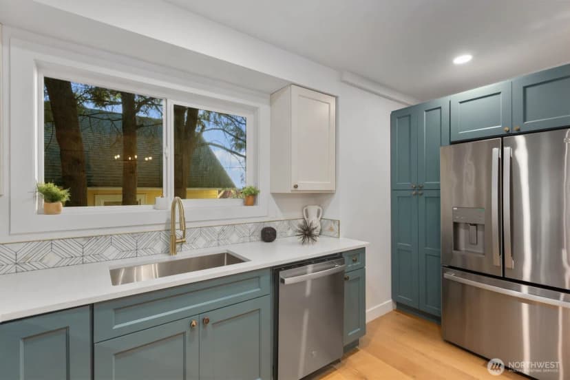 Property photo for 512 Nw 44th Street, Seattle photo 10