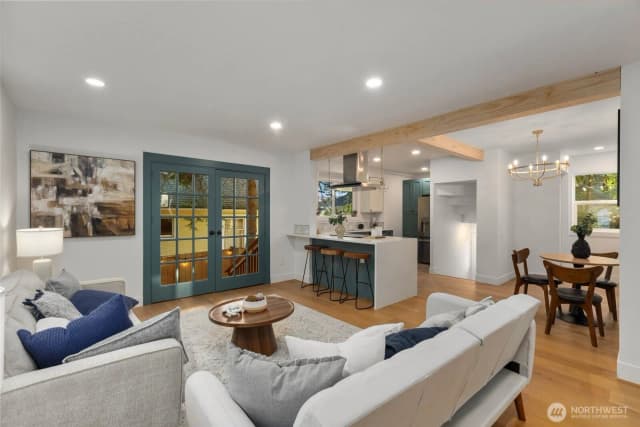 Property photo for 512 Nw 44th Street, Seattle photo 5
