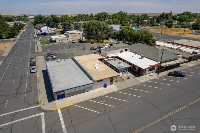 Property photo for 202 S Main Street, Warden