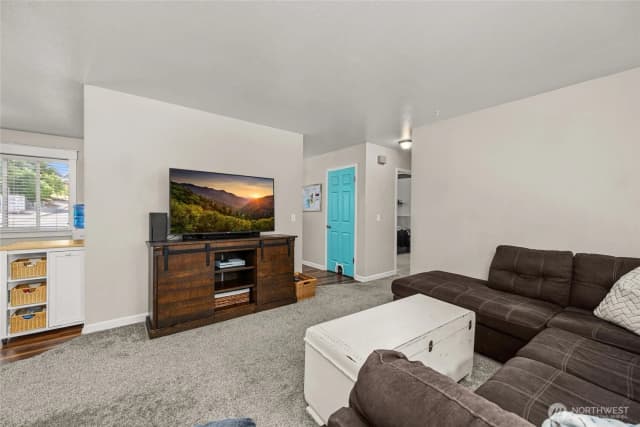 Property photo for 5984 Sunshine Drive, Ferndale photo 4