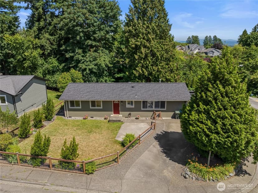 Property photo for 5984 Sunshine Drive, Ferndale photo 2