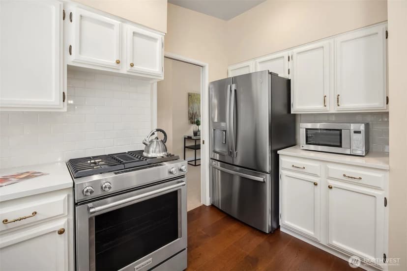 Property photo for 4836 158th Place Se, Bellevue photo 12
