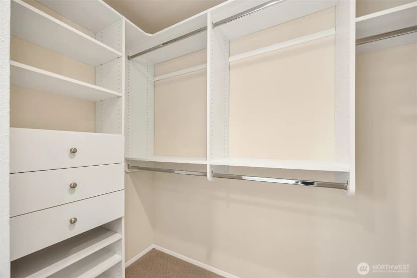 Property photo for 4836 158th Place Se, Bellevue photo 27