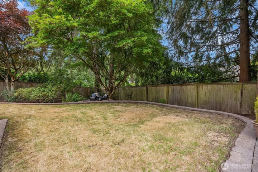 Property photo for 4836 158th Place Se, Bellevue photo 35