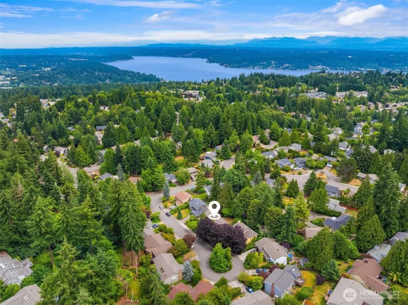 Property photo for 4836 158th Place Se, Bellevue photo 40