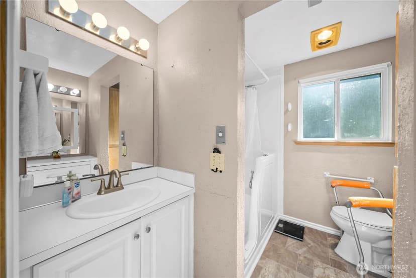 Property photo for 5616 99th Street Ct E #g, Puyallup photo 16