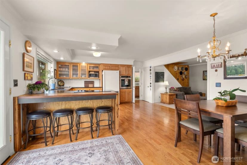 Property photo for 4923 Sunrise Beach Road Nw, Olympia photo 12