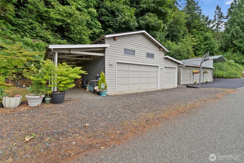 Property photo for 4923 Sunrise Beach Road Nw, Olympia photo 35