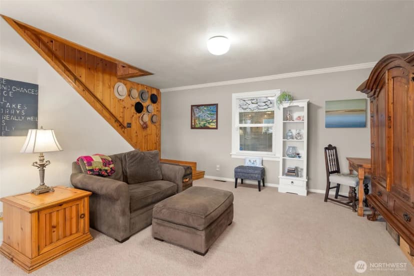 Property photo for 4923 Sunrise Beach Road Nw, Olympia photo 15