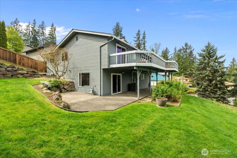 Property photo for 16813 Ne 33rd Street, Bellevue photo 32
