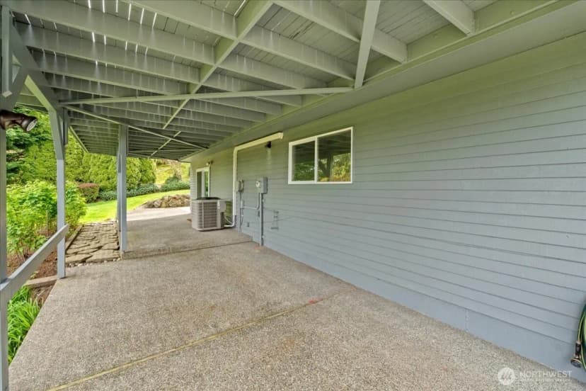 Property photo for 16813 Ne 33rd Street, Bellevue photo 35