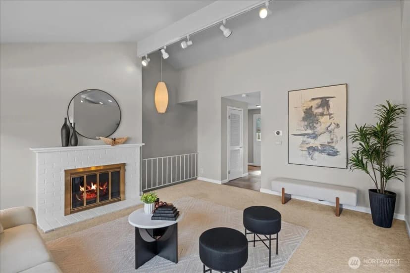 Property photo for 16813 Ne 33rd Street, Bellevue photo 6