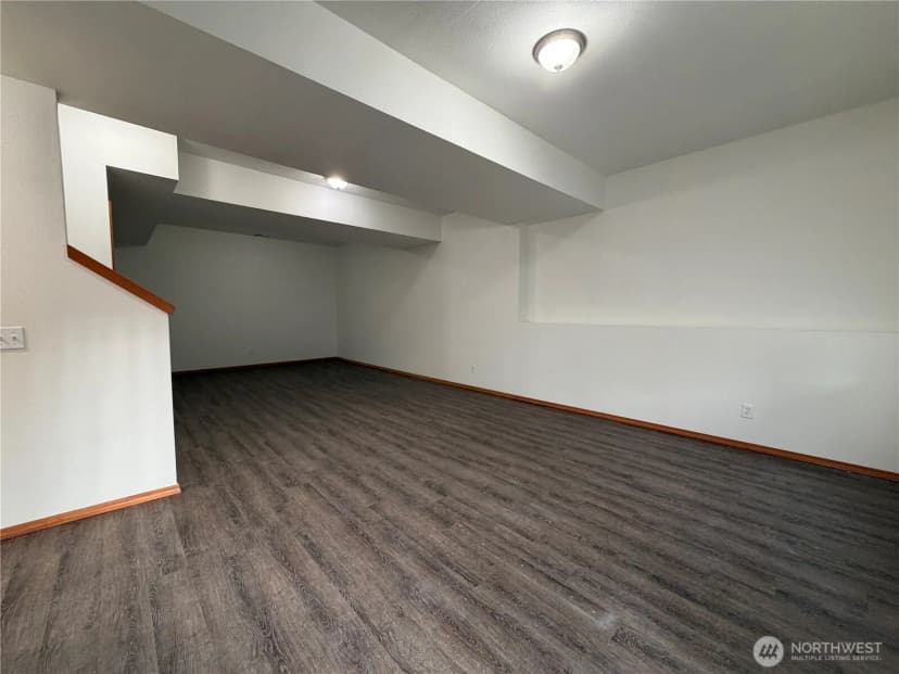 Property photo for 6731 37th Street Ne, Marysville photo 24