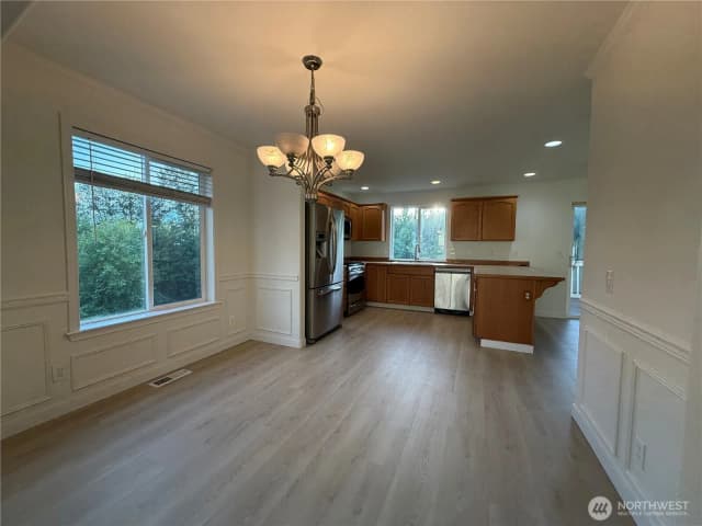Property photo for 6731 37th Street Ne, Marysville photo 4