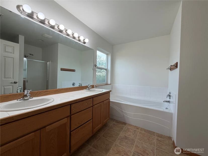 Property photo for 6731 37th Street Ne, Marysville photo 20