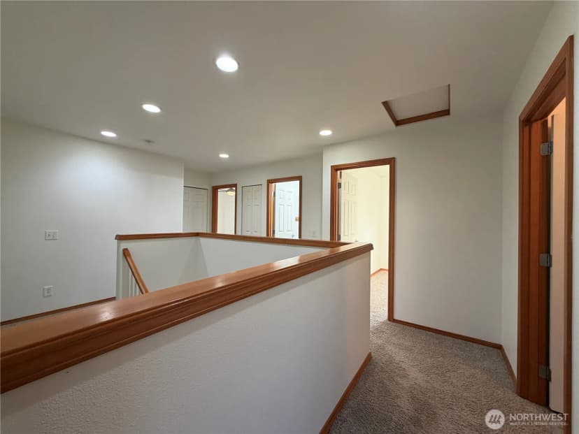 Property photo for 6731 37th Street Ne, Marysville photo 12