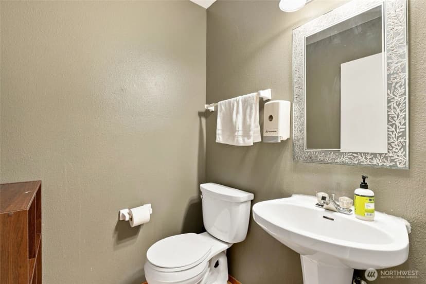 Property photo for 6409 Chennault Beach Drive, Mukilteo photo 9