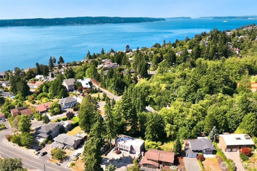 Property photo for 6409 Chennault Beach Drive, Mukilteo photo 25