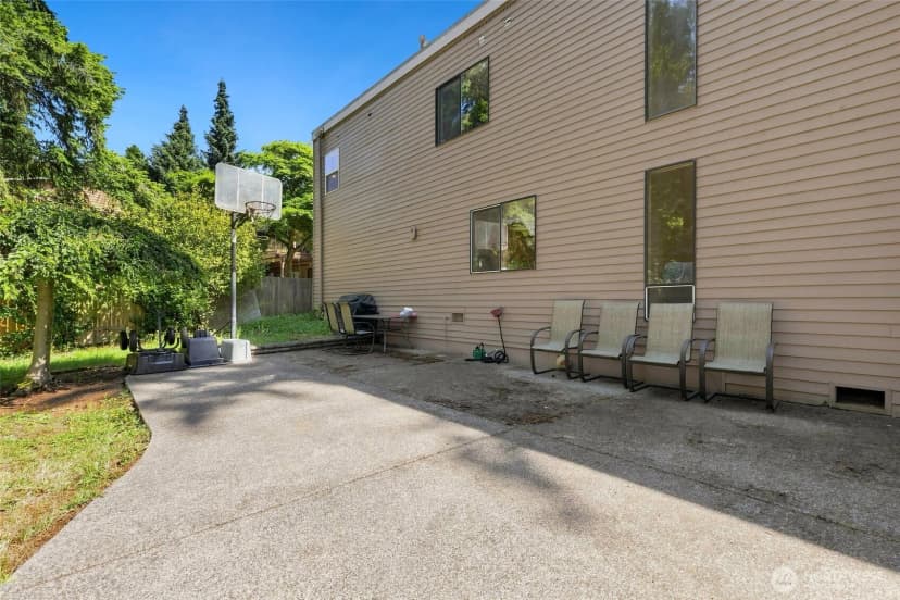 Property photo for 6409 Chennault Beach Drive, Mukilteo photo 21