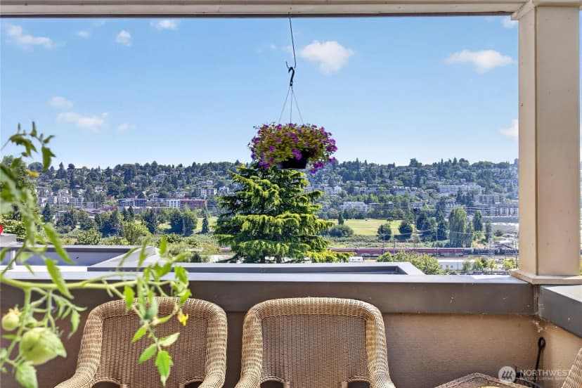 Property photo for 2551 Thorndyke Avenue W #402, Seattle photo 23