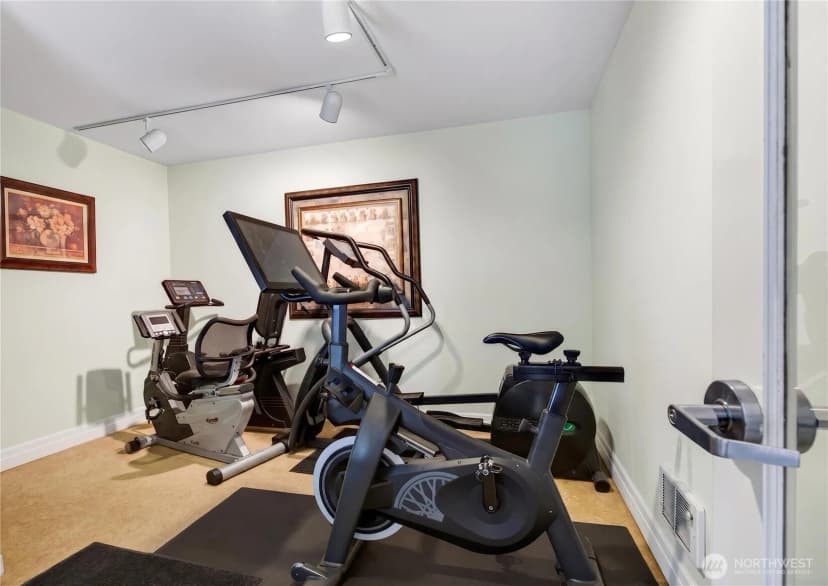 Property photo for 2551 Thorndyke Avenue W #402, Seattle photo 27