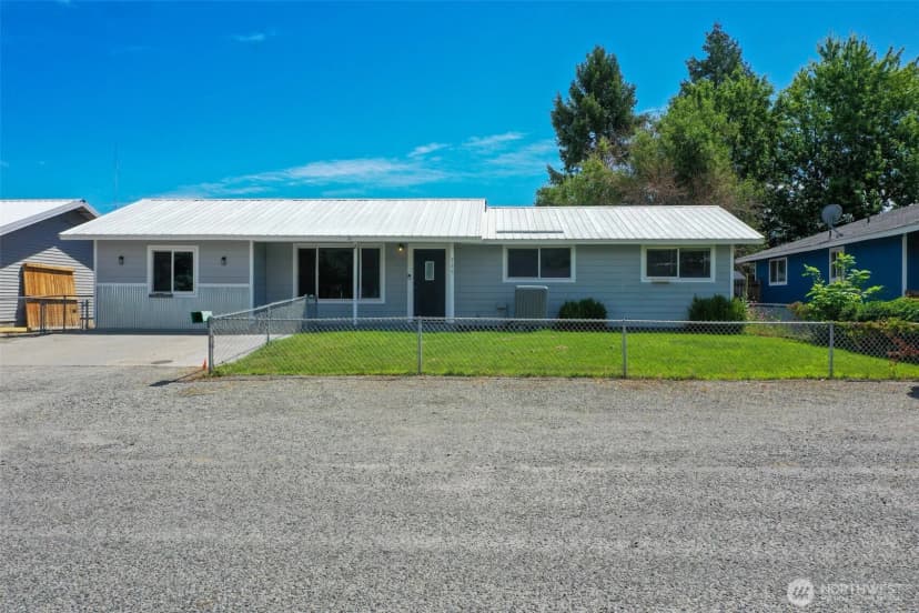 Property photo for 733 Ridge Place, Omak photo 27