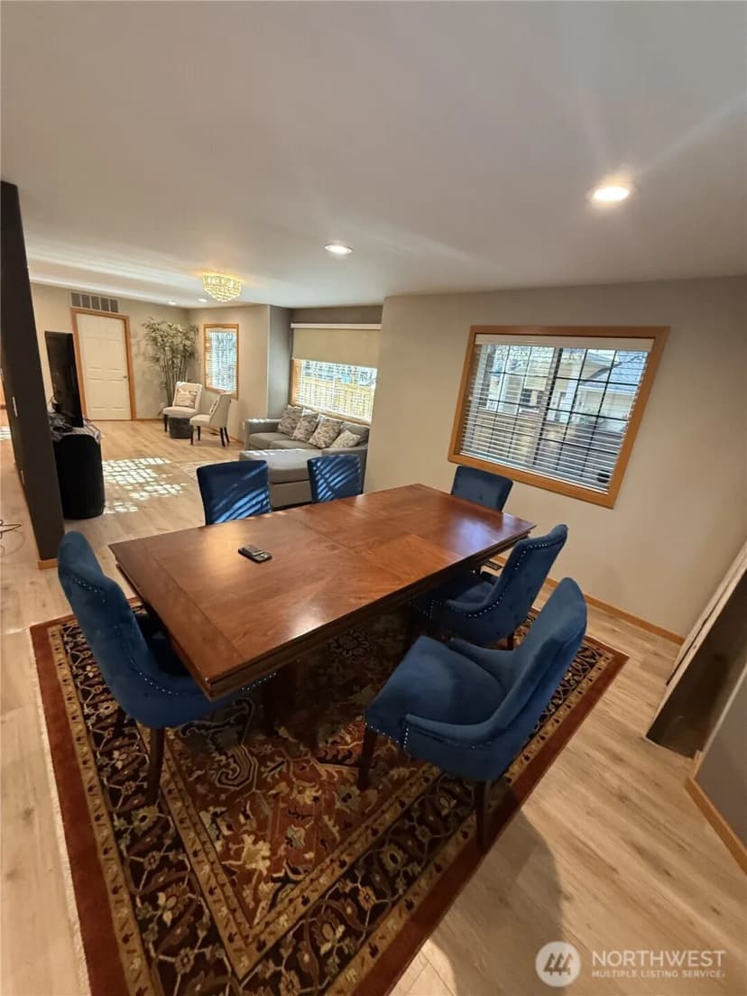 Property photo for 11526 Ne 116th Street, Kirkland photo 8