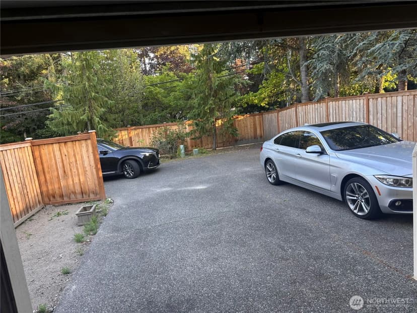 Property photo for 11526 Ne 116th Street, Kirkland photo 38