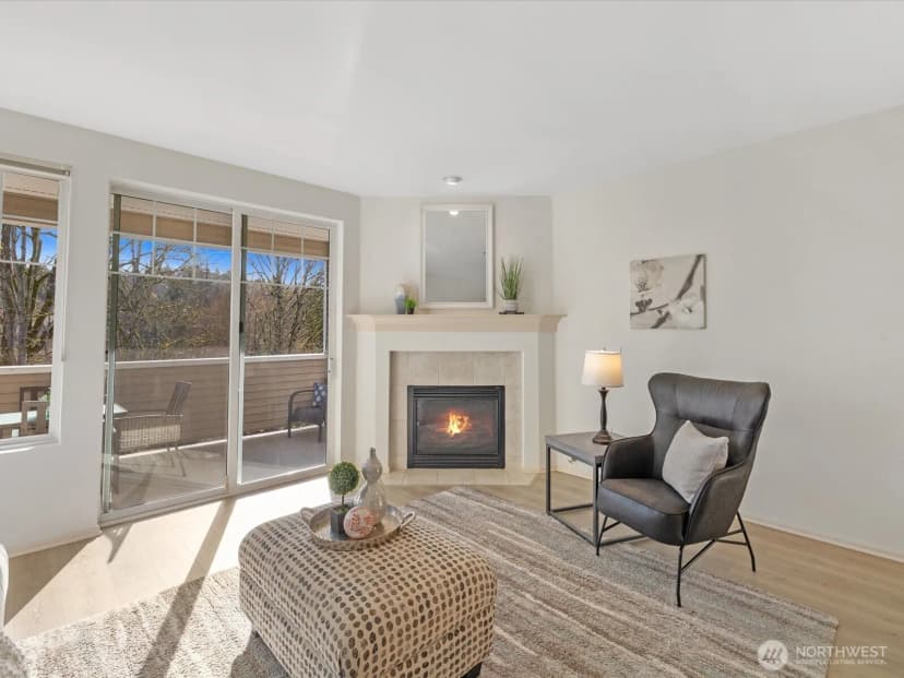 Property photo for 2244 132nd Avenue Se #b214, Bellevue photo 3