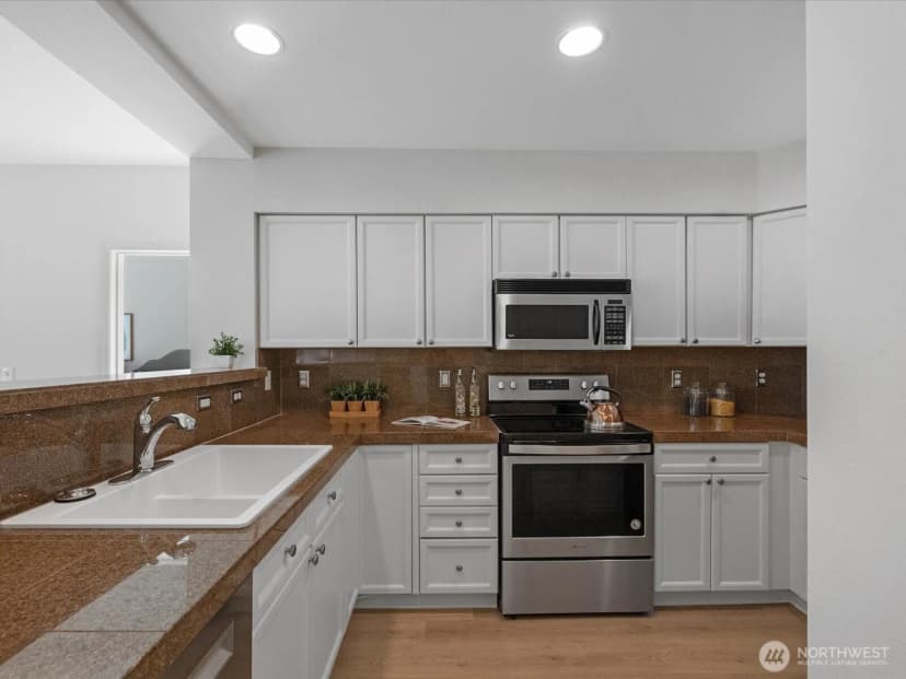 Property photo for 2244 132nd Avenue Se #b214, Bellevue photo 10