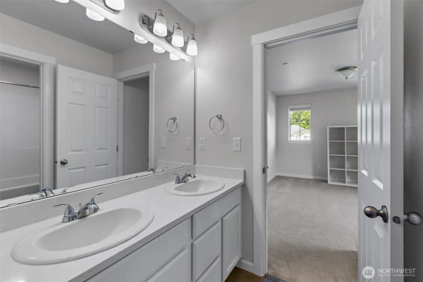 Property photo for 1108 25th Avenue Ct Sw, Puyallup photo 31