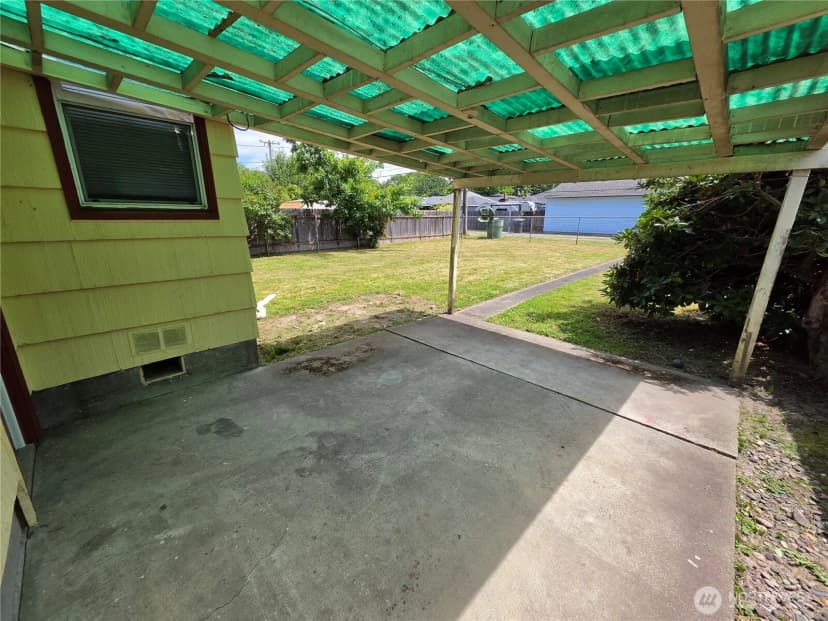 Property photo for 520 28th Avenue, Longview photo 24