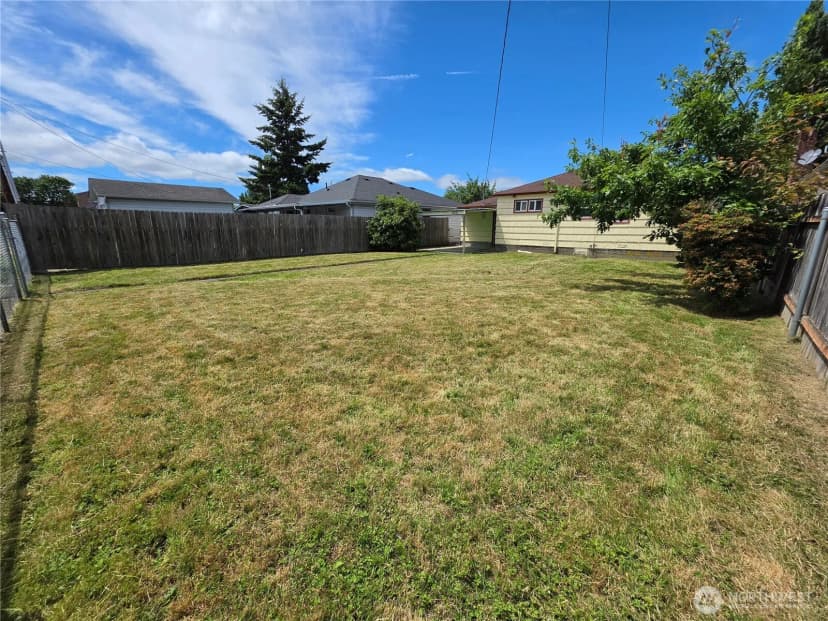 Property photo for 520 28th Avenue, Longview photo 26