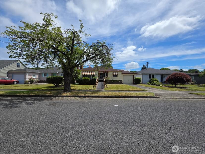 Property photo for 520 28th Avenue, Longview photo 29