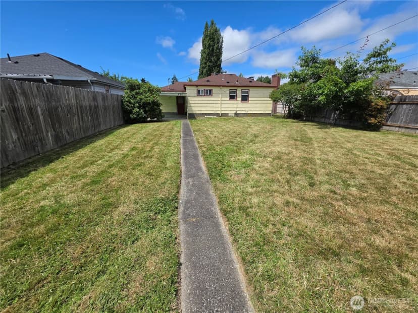 Property photo for 520 28th Avenue, Longview photo 25