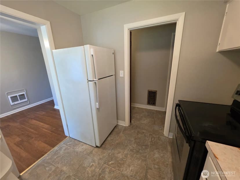 Property photo for 520 28th Avenue, Longview photo 15